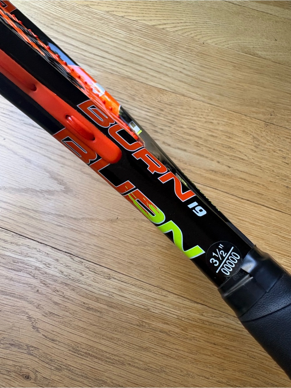 Wilson Burn 19” Junior Tennis Racquet — Black and Orange Frame - Picture 5 of 5